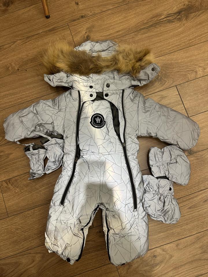 Комбинезон Moncler