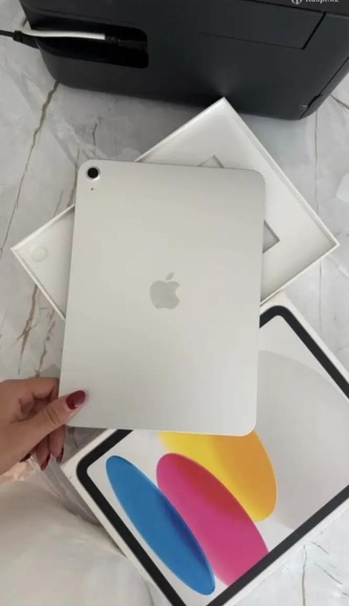 Планшет Apple iPad A16 2025