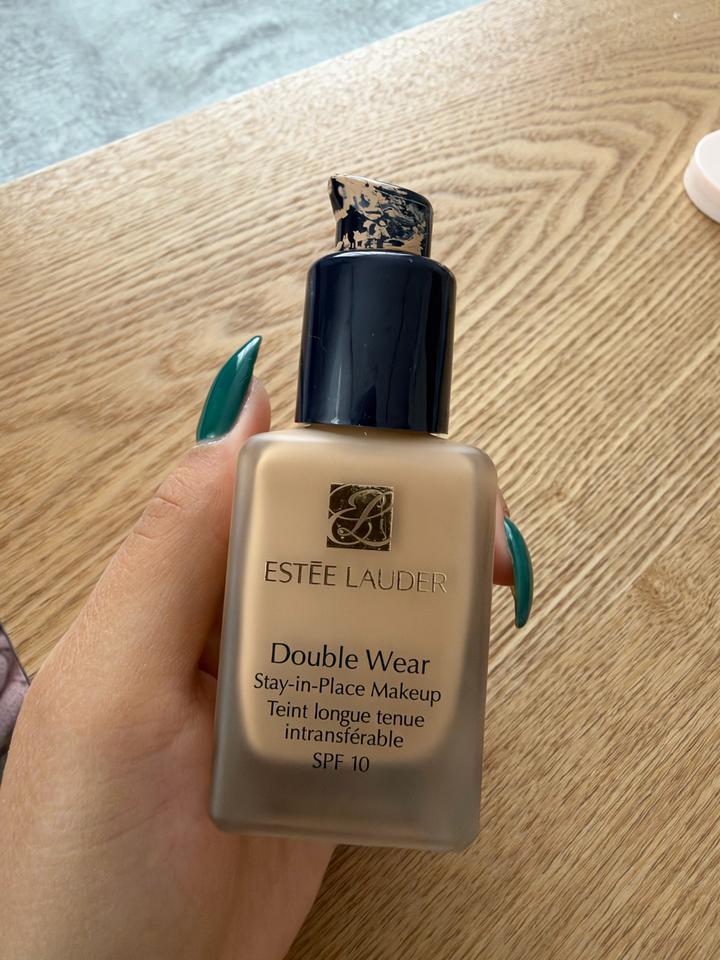 Estée Lauder Тональный крем Estee Lauder Double Wear 2N2
