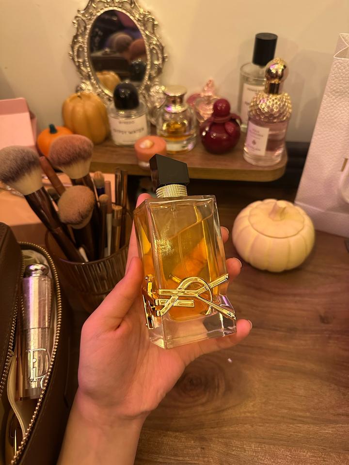 Женские духи Yves Saint Laurent Libre