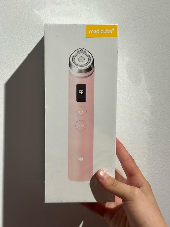 Medicube Age-R Booster Pro