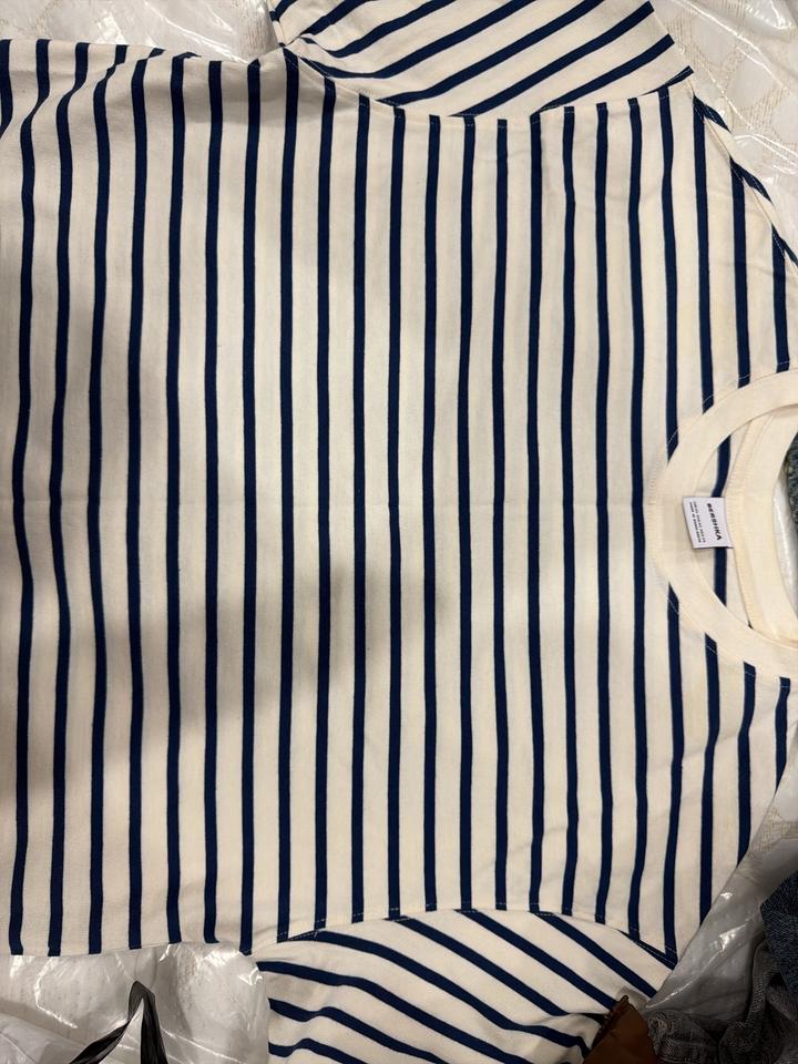 Футболка Bershka
