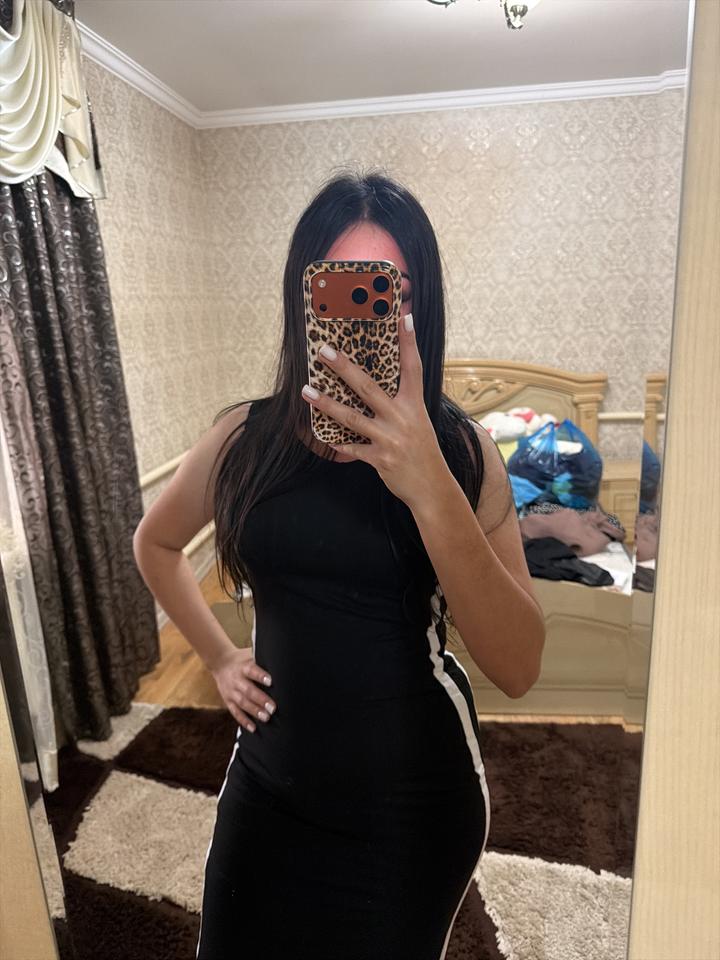 Спортивное платье миди