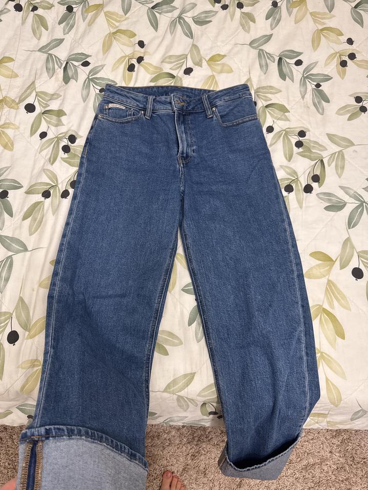 Джинсы Calvin Klein