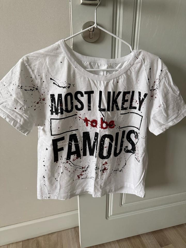 Футболка с надписью Most Likely to be Famous