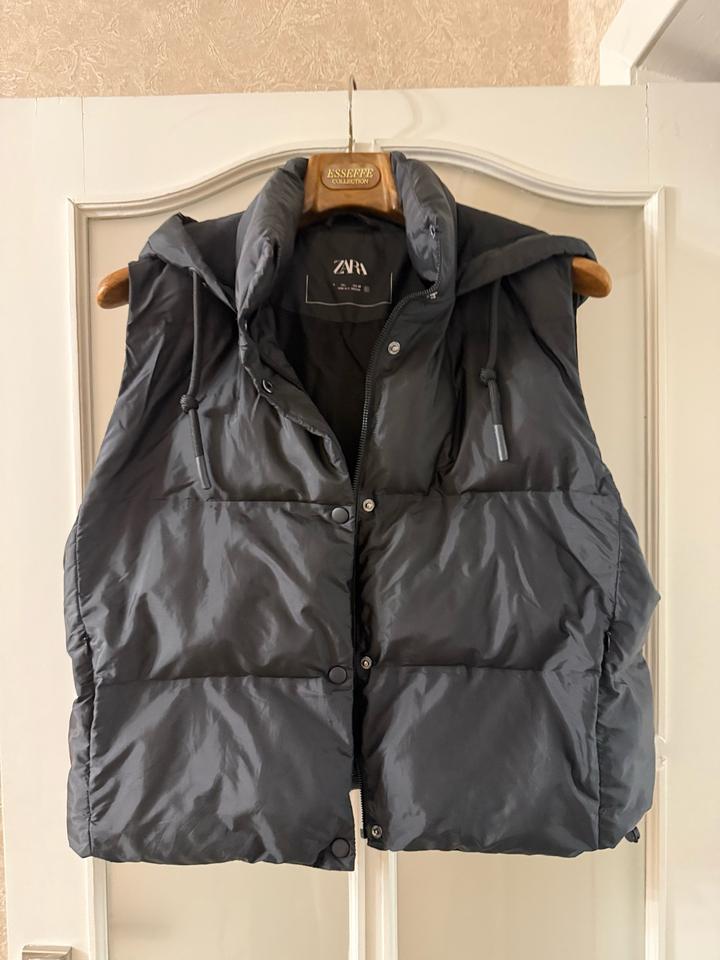 Жилетка ZARA