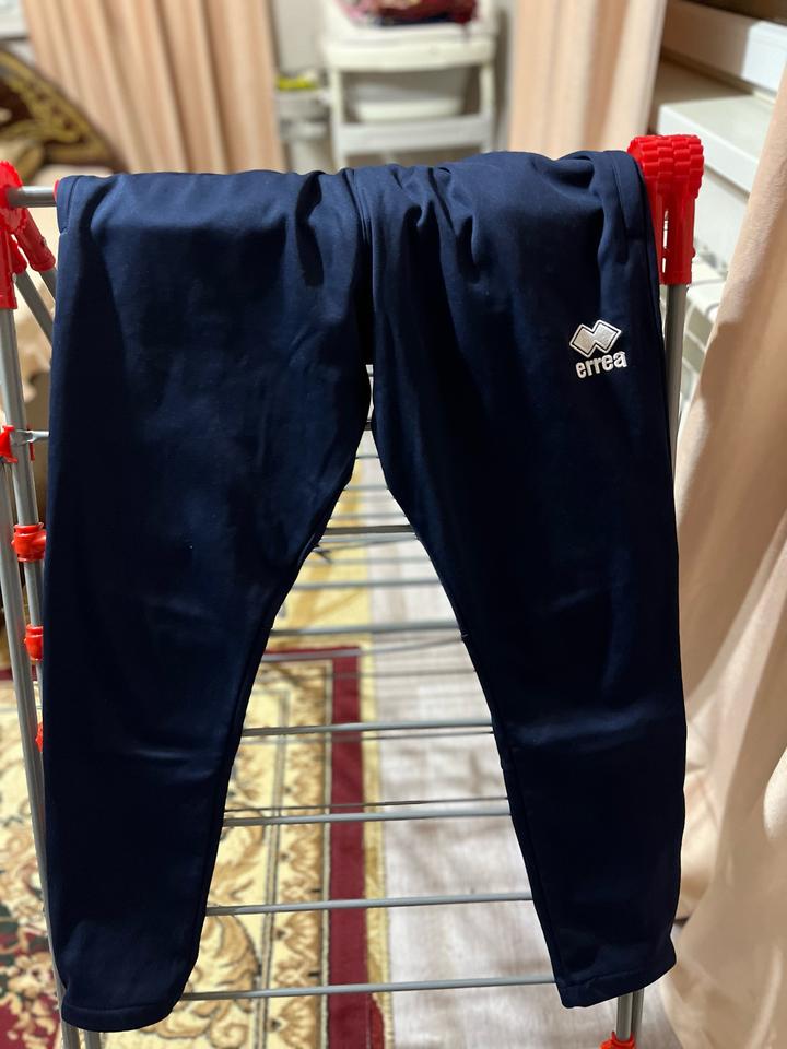 Спортивные брюки
