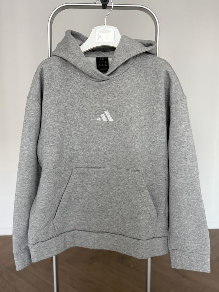 Спортивный костюм adidas с люрексом