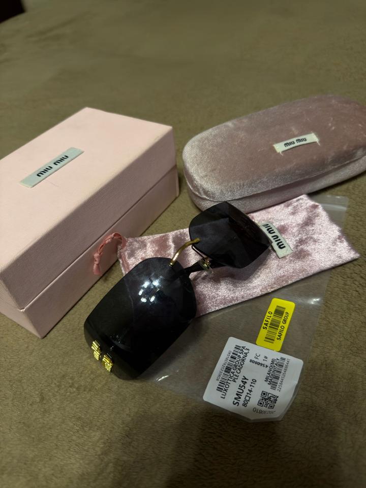 Miu Miu солнцезащитные очки