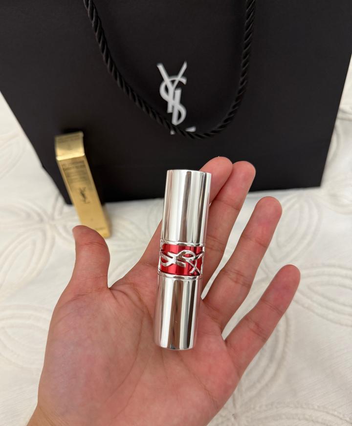 Помада-блеск Yves Saint Laurent Candy Glaze