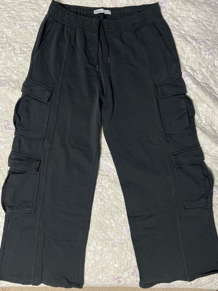 Брюки карго Bershka