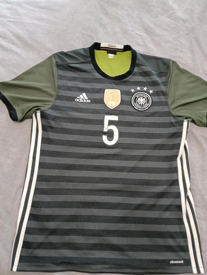 Футболка Adidas