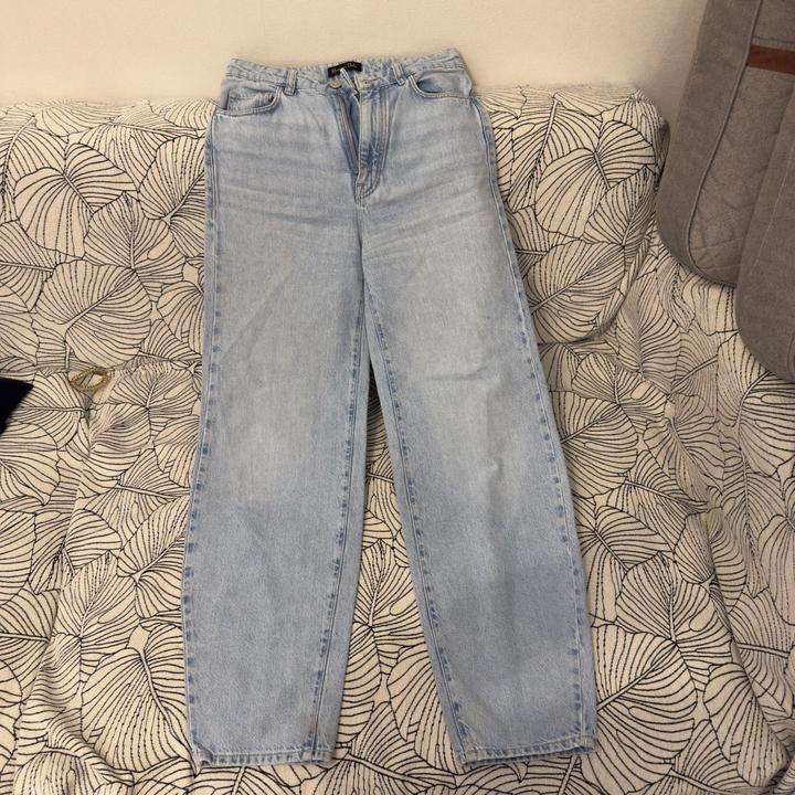 Джинсы Massimo Dutti