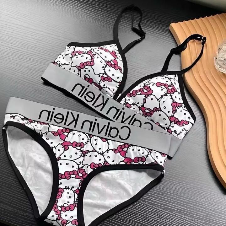 Комплект нижнего белья Calvin Klein