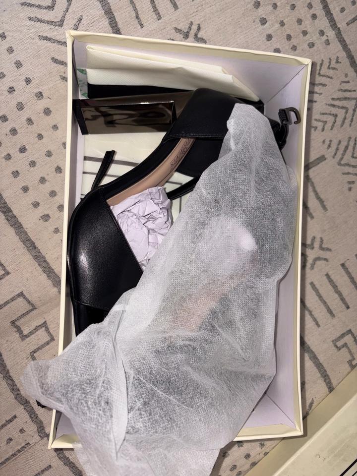 Босоножки Gold Heels новые