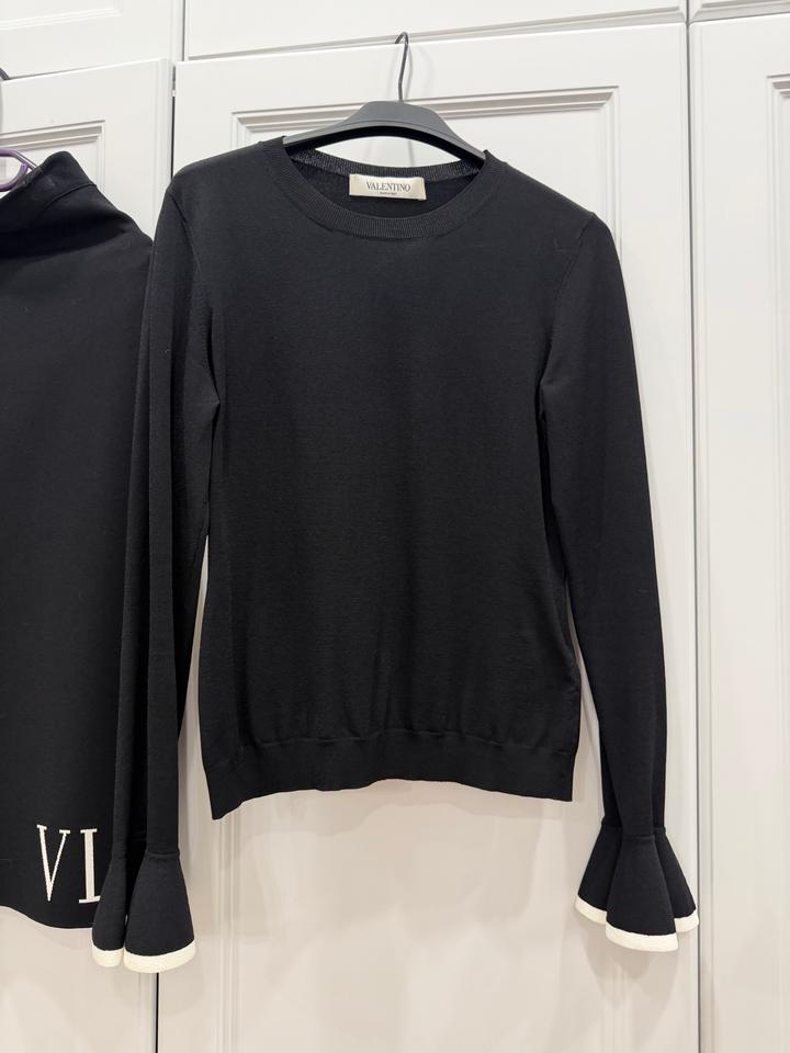 Костюм Valentino