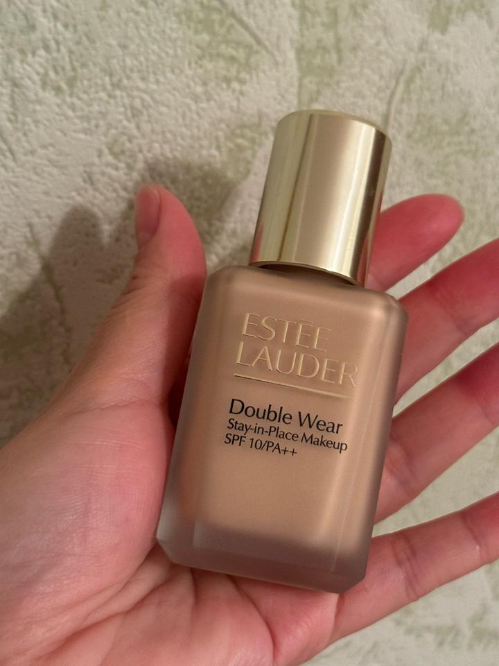 Estée Lauder Тональный крем Estee Lauder Double Wear 1N2