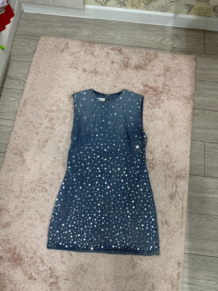 Платье ZARA джинсовое с пайетками