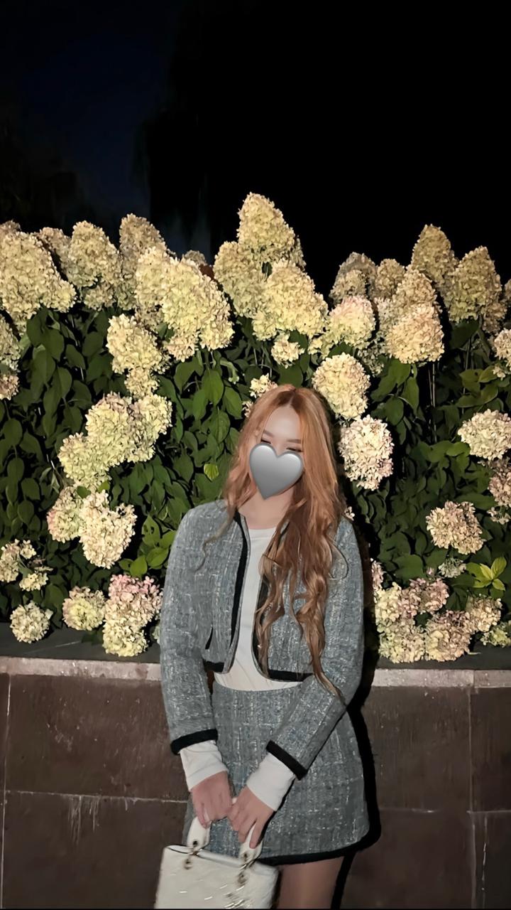 ViVI Твидовый костюм с юбкой и жакетом