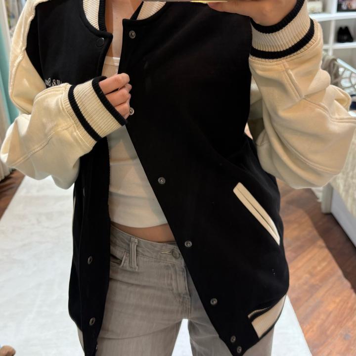 Pull & Bear Женский бомбер Pull&Bear