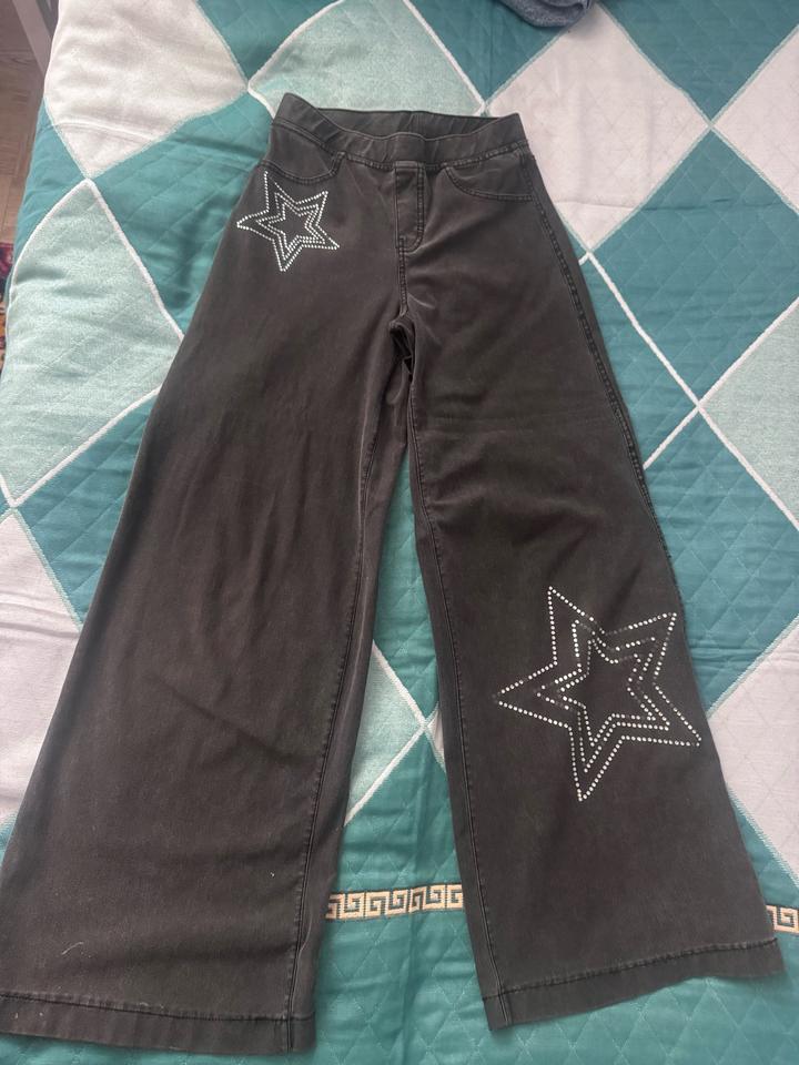 H&M Джинсы с принтом звезд