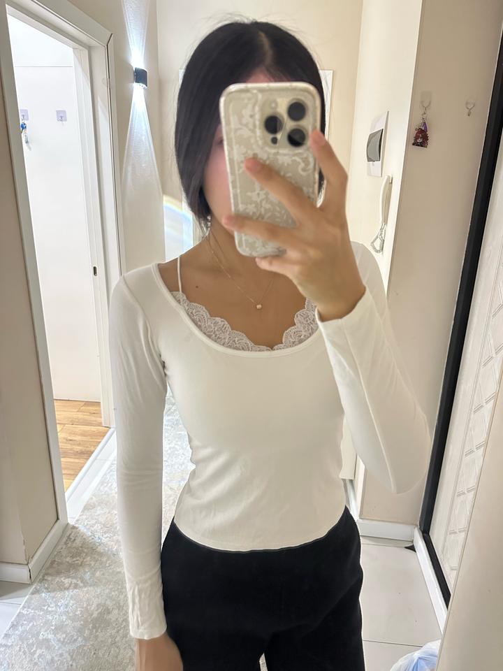 COCO wear Лонгслив с кружевом и длинным рукавом