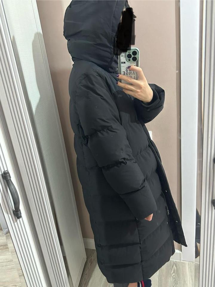 Пуховик Guess