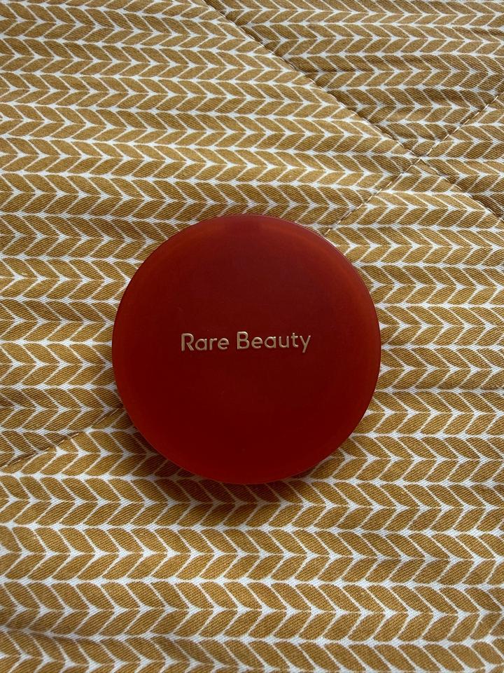 Rare Beauty Matte Bouncy Blush
