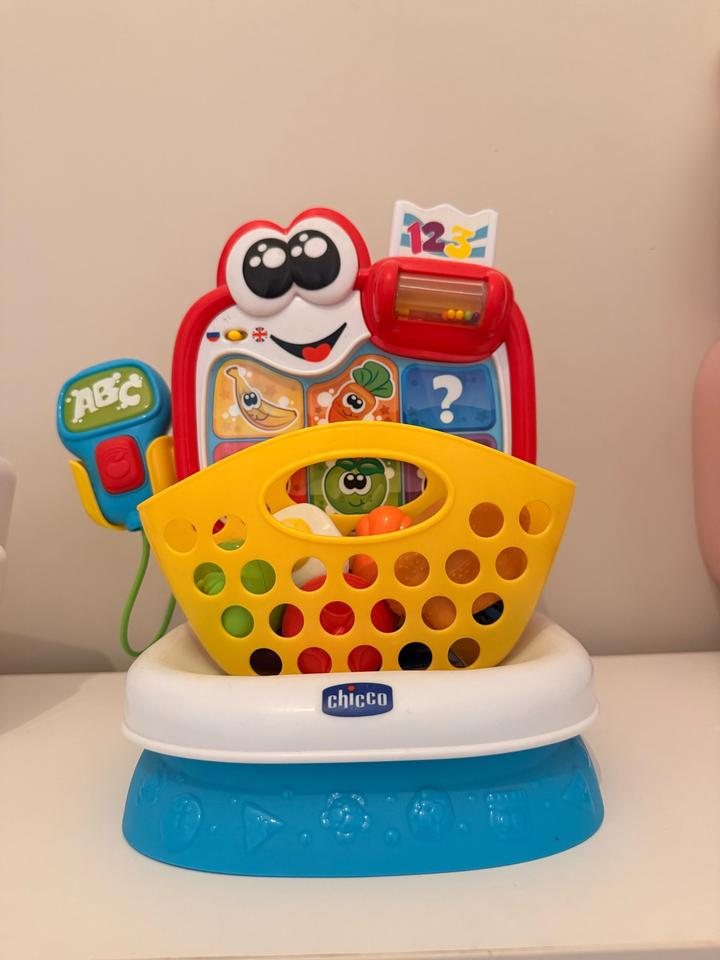Развивающая музыкальная игрушка для малышей Chicco Магазин Baby Market, 18мес+