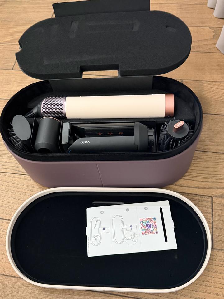 Стайлер Dyson Airwrap для волос