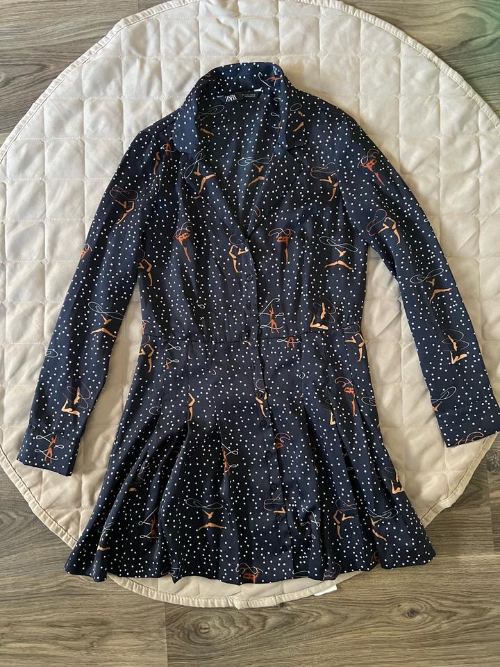 Платье ZARA с принтом в горошек