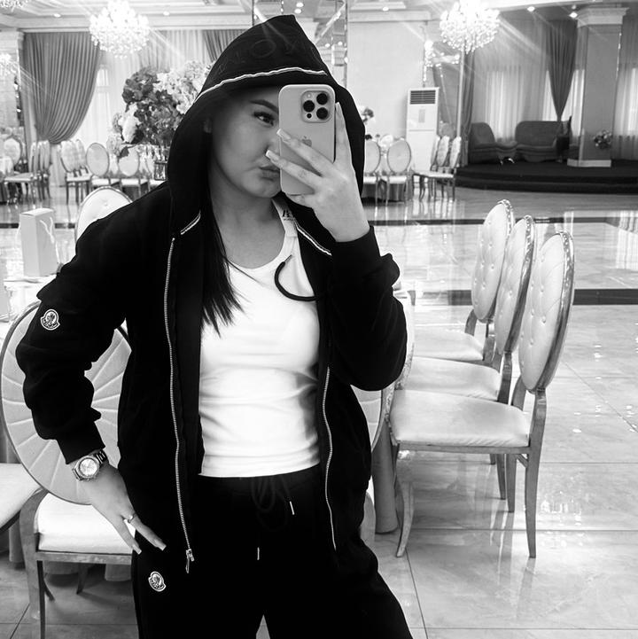 Худи Moncler