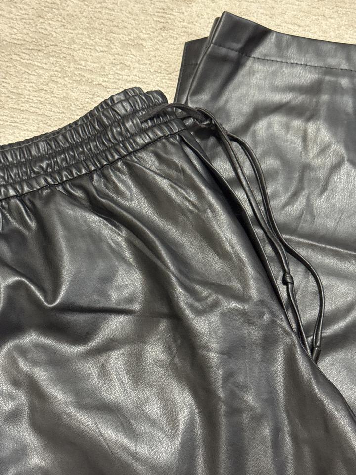Брюки Zara