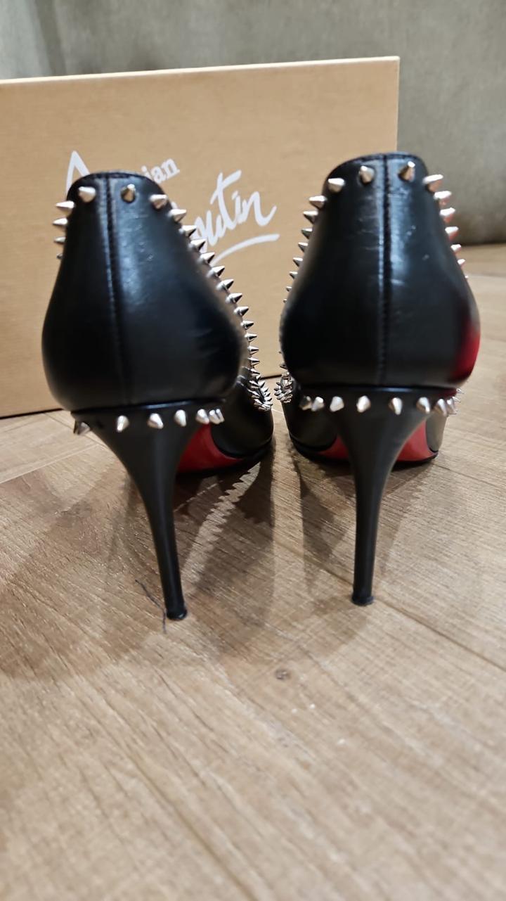 Туфли Christian Louboutin с шипами