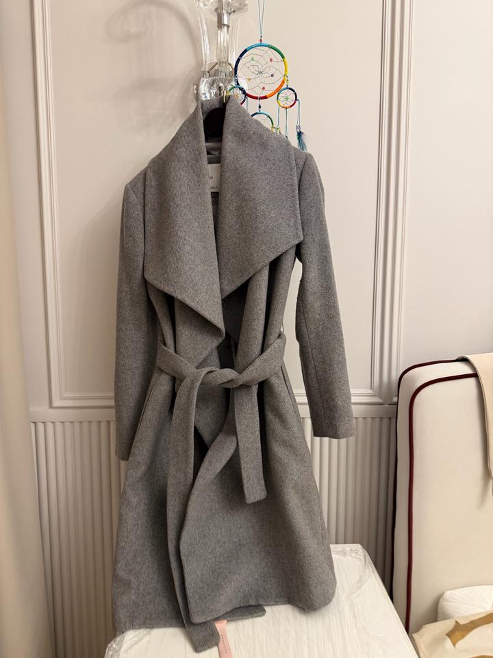 Zara Пальто на запах