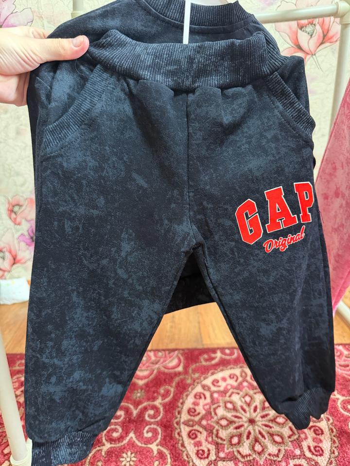 Детский спортивный костюм GAP