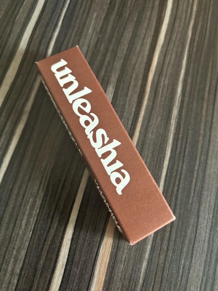 Unleashia Sunset Dazzle Gloss Balm