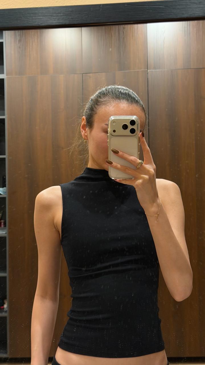 Zara Черный топ без рукавов с воротником-стойкой