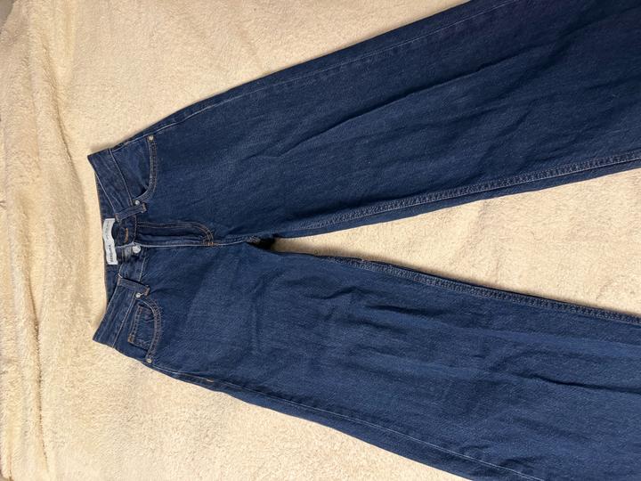 Джинсы Bershka