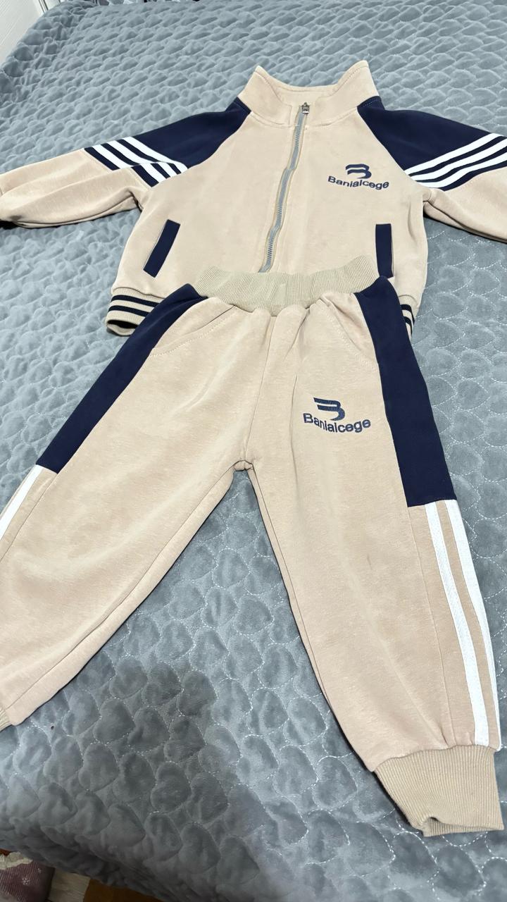Спортивный костюм детский