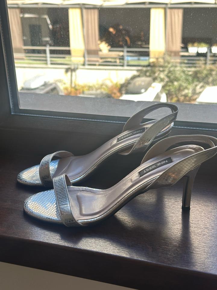 Босоножки на каблуке NINE WEST