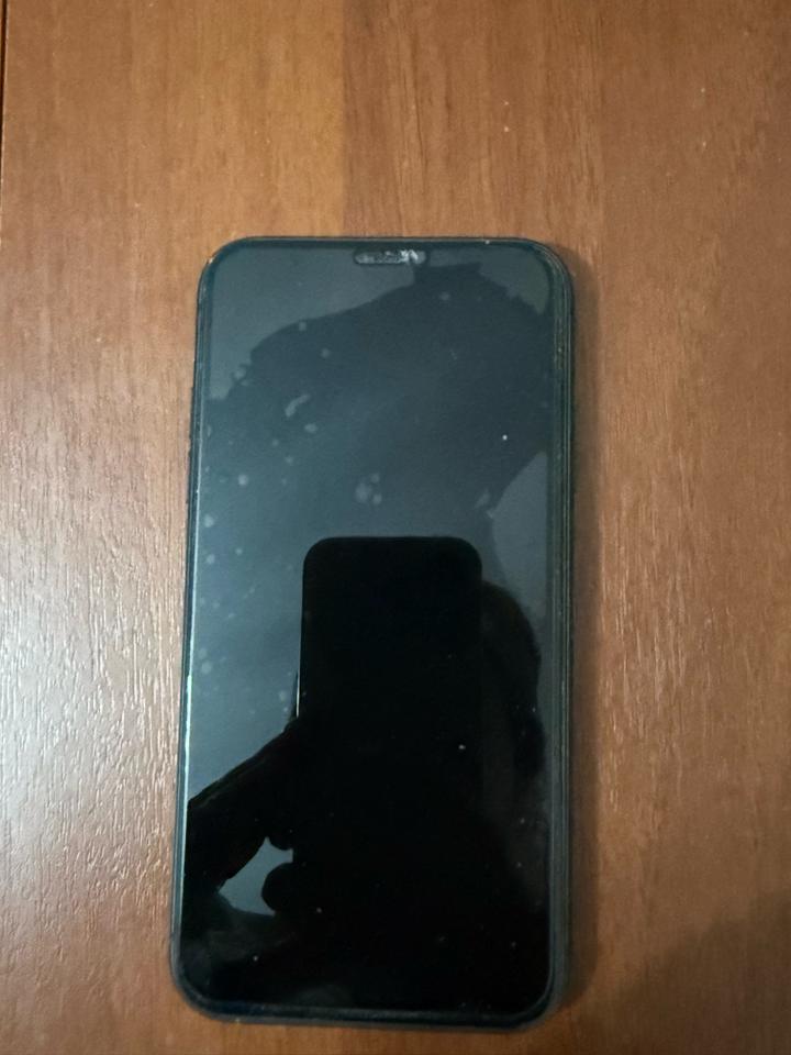 Смартфон Apple iPhone 11