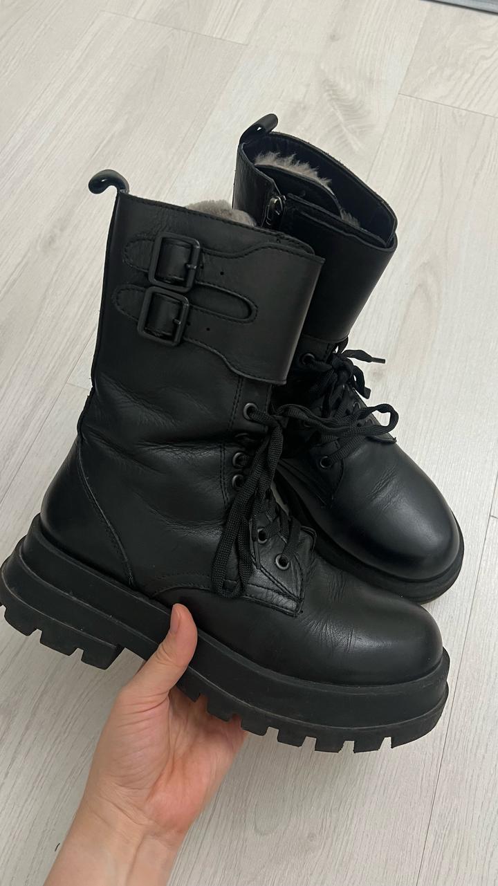 Perfect Зимние Кожаные ботинки с мехом
