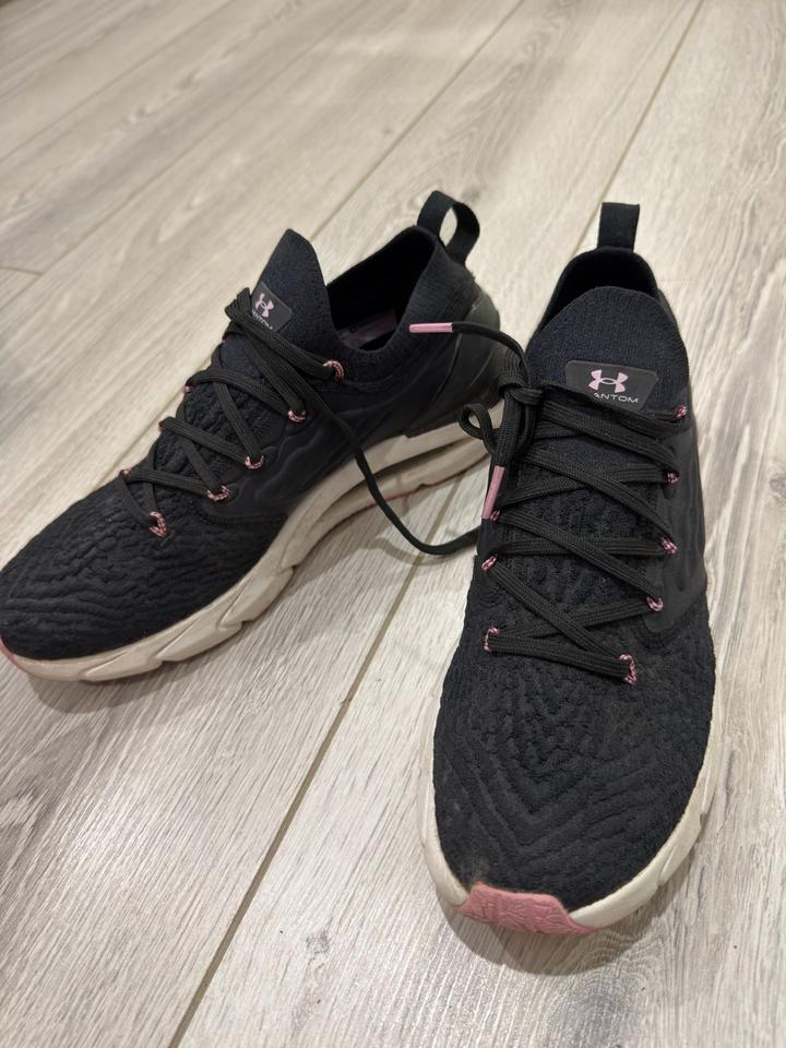 Кроссовки Under Armour Phantom Bluetooth