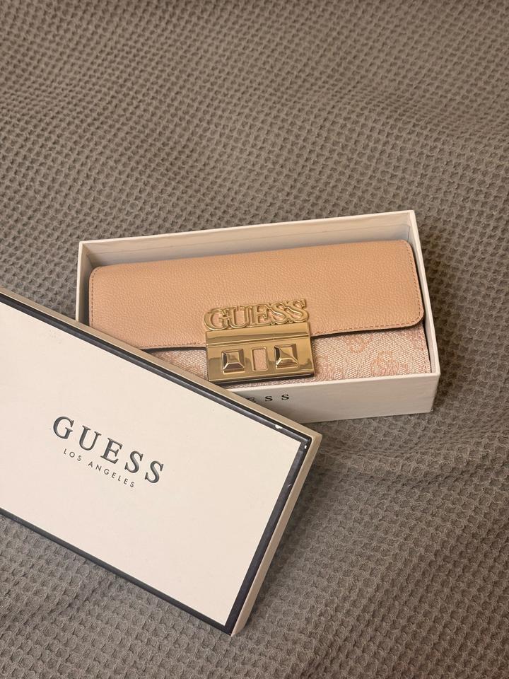 Кошелек Guess
