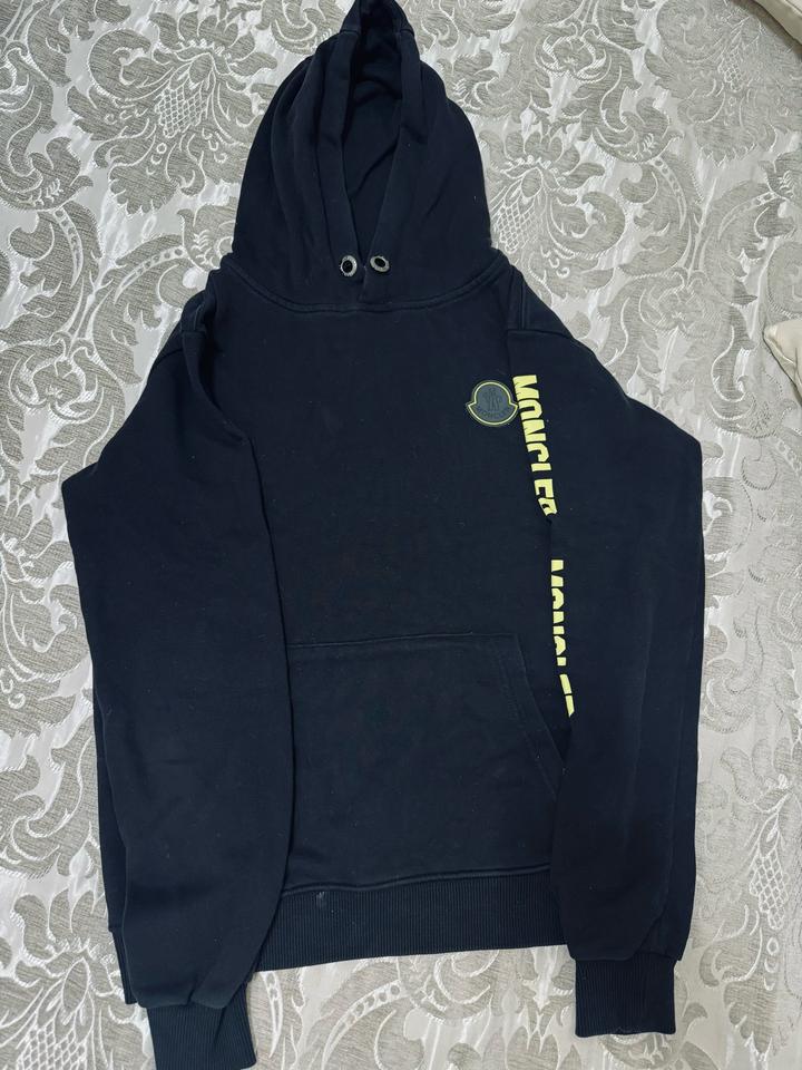 Худи Moncler