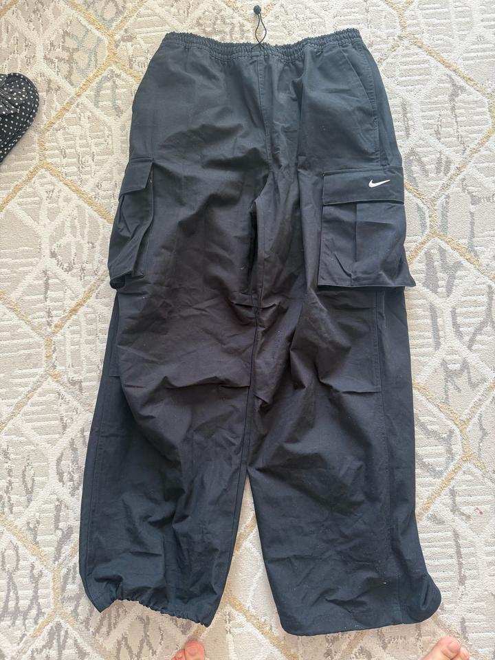 Женские брюки карго Nike