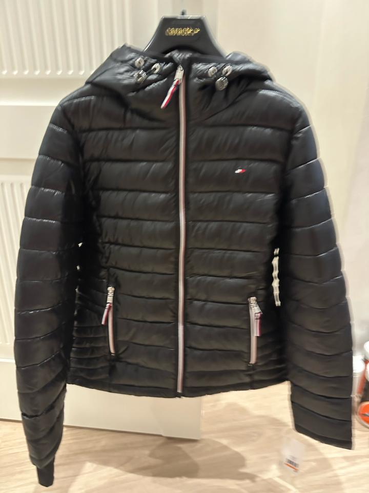 Женская куртка Tommy Hilfiger