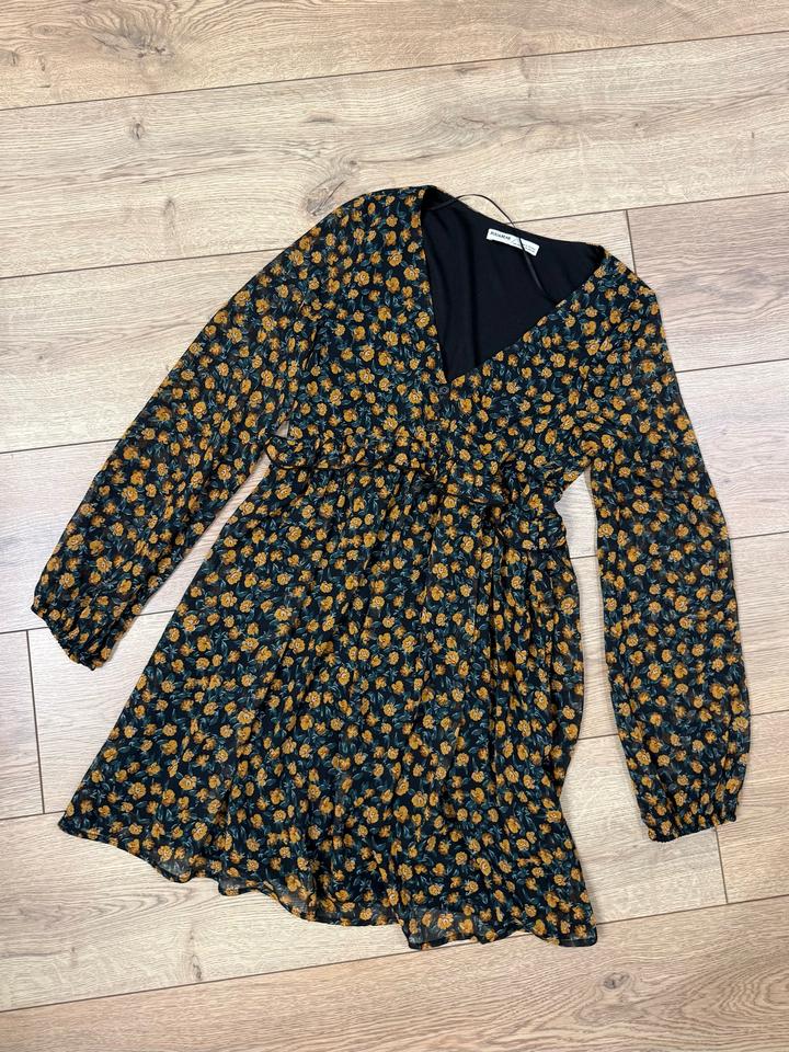 Pull & Bear Pull&Bear платье в цветочек