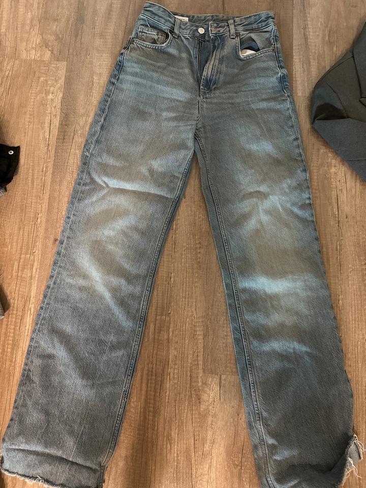 Zara Джинсы с высокой посадкой